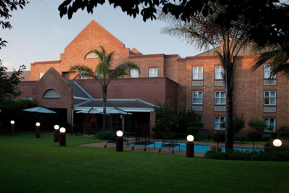 The Elegant Lodge Menlo Park Pretoria Luaran gambar