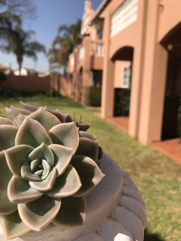 The Elegant Lodge Menlo Park Pretoria Luaran gambar