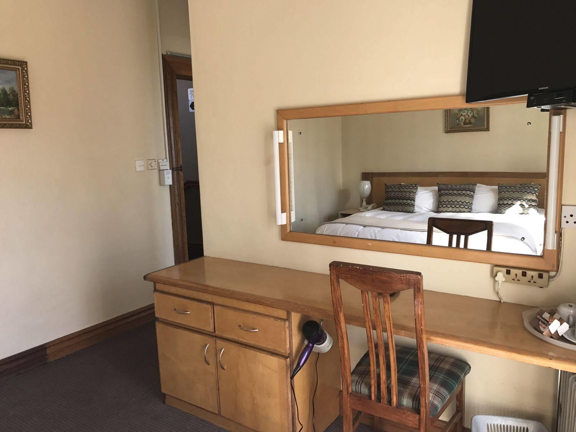 The Elegant Lodge Menlo Park Pretoria Luaran gambar