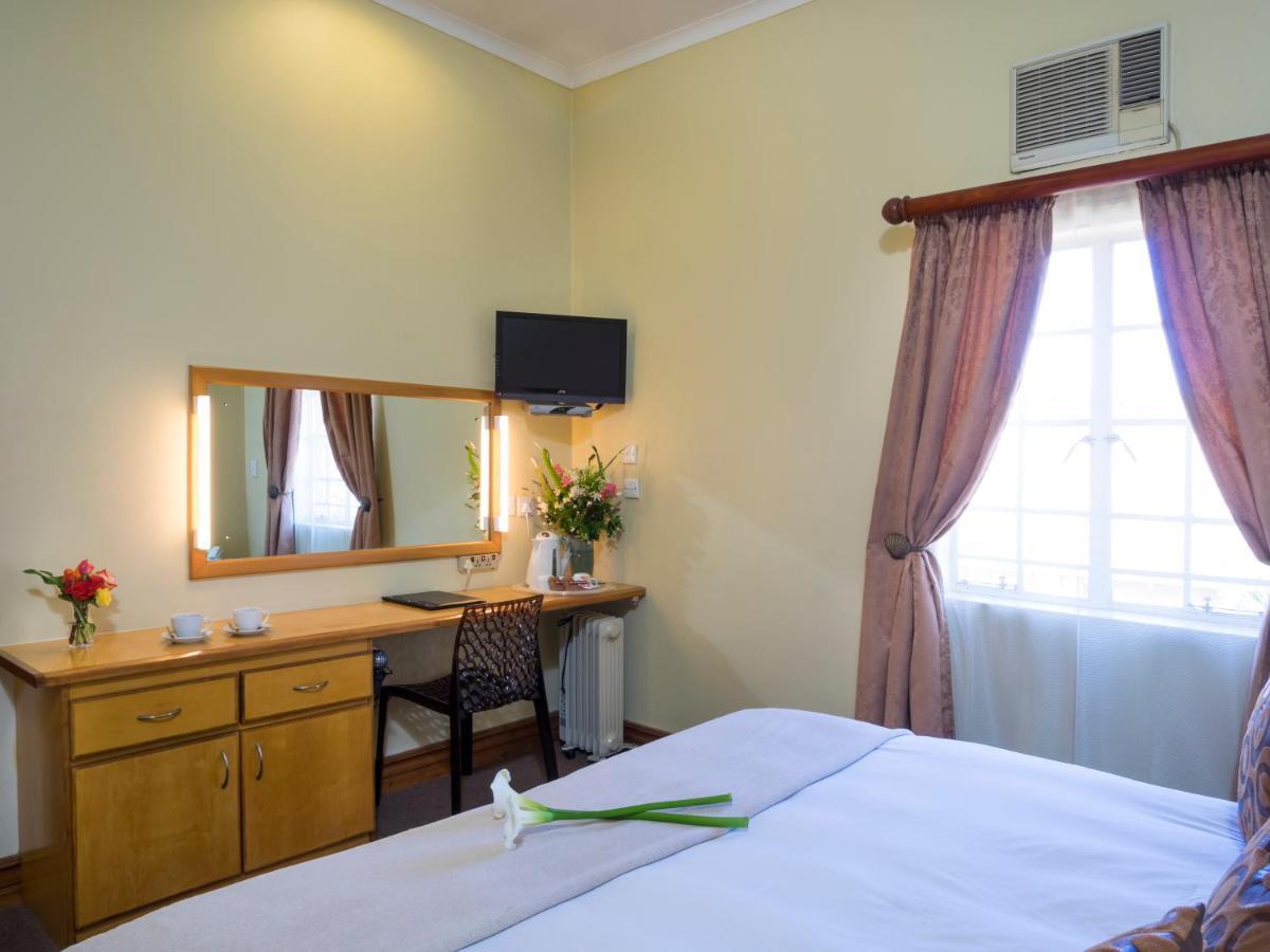 The Elegant Lodge Menlo Park Pretoria Luaran gambar
